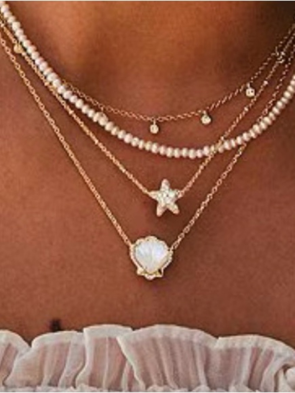 Kendra Scott, Brynne Gold Shell Pendant Necklace with White Mother-of-Pearl - Picture 5 of 5